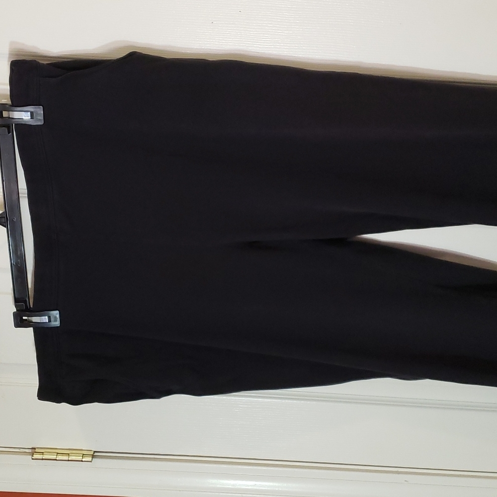 LL Bean stretchy cotton blend pants - Picture 2 of 7